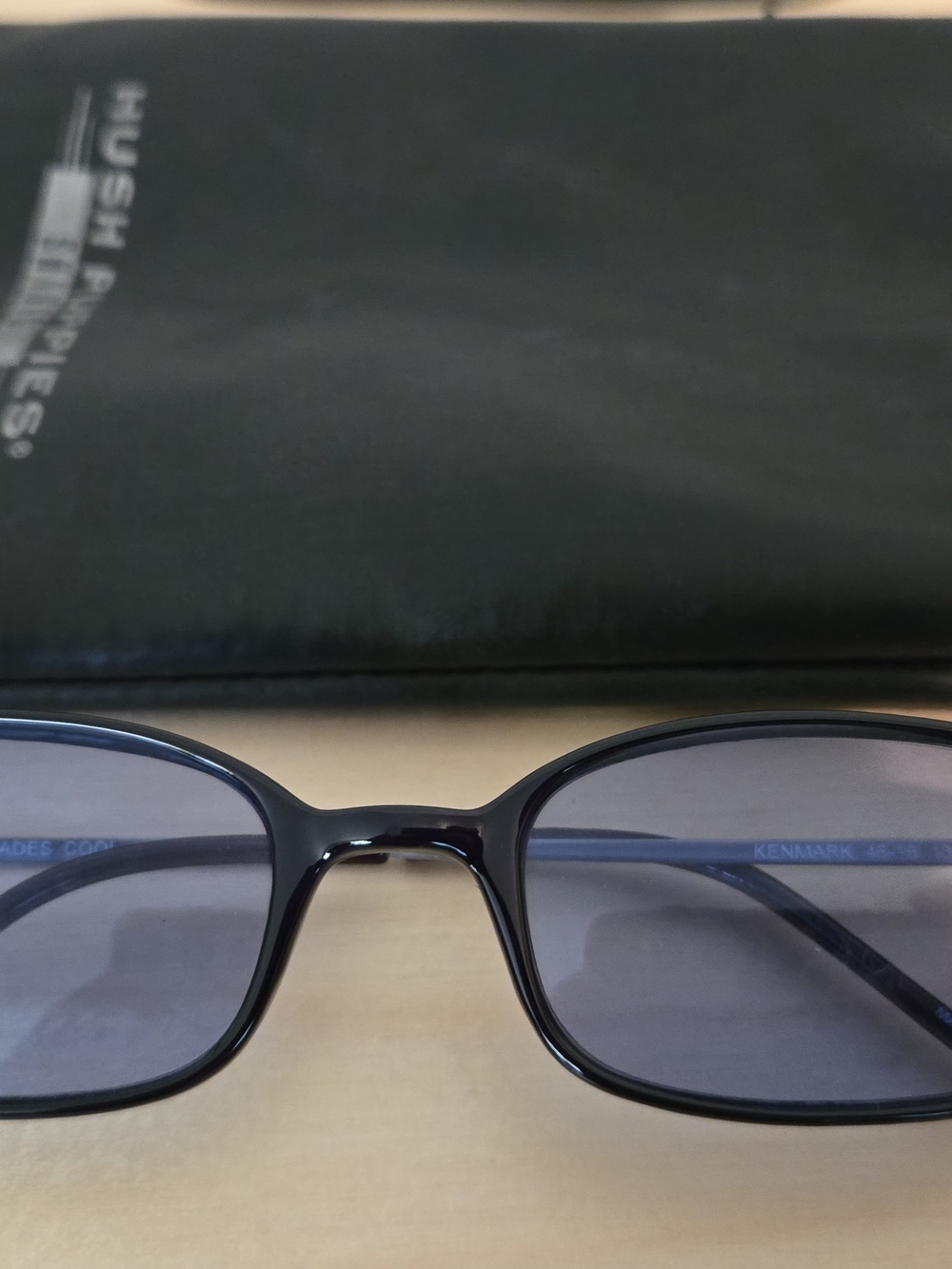 Vintage Hush Puppies Black Frame Sunglasses with Blue Lenses S/M